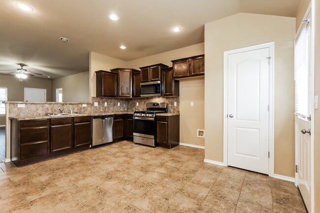 Building Photo - 11813 NW 131st St