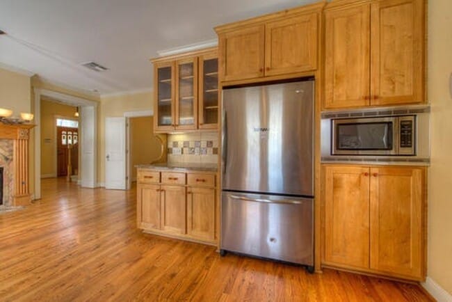 Building Photo - 4527 Avenue B