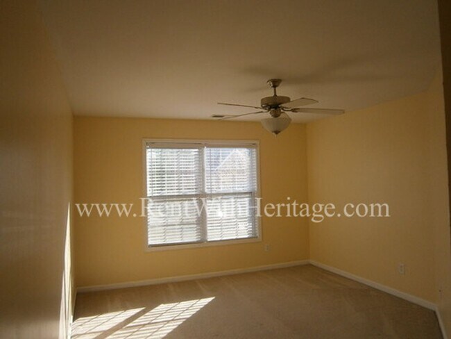 Building Photo - GORGEOUS HOME / UPGRADES GALORE/ GREAT LOCATION!!! CHAPEL HILL SCHOOLS