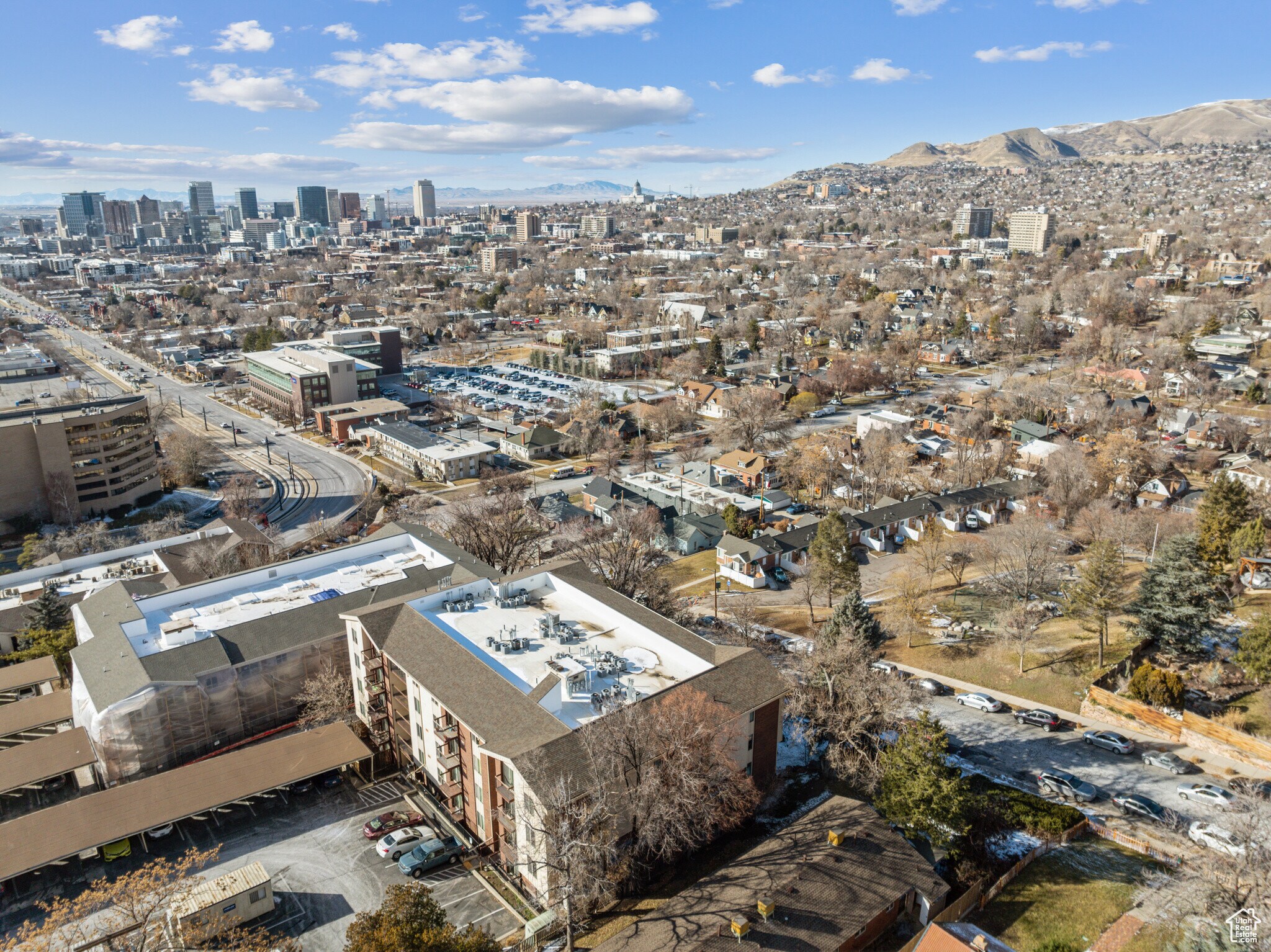 Building Photo - 1044 E 400 S