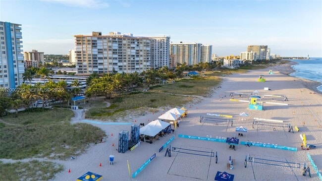 Building Photo - 328 N Ocean Blvd