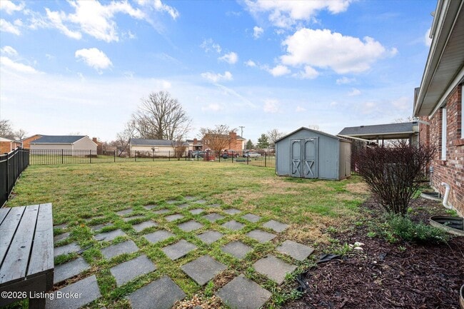 Building Photo - 9903 Welshpool Ct