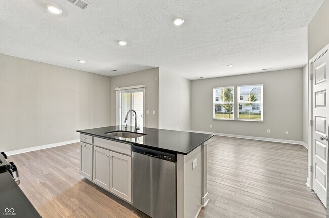 Building Photo - 9599 Beckett St