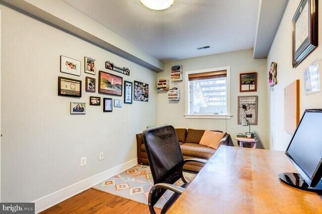 Building Photo - 3465 14th St NW