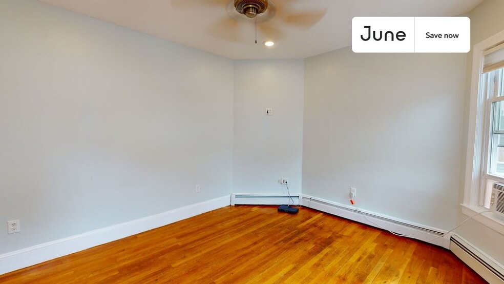 Building Photo - 21 Rossmore St