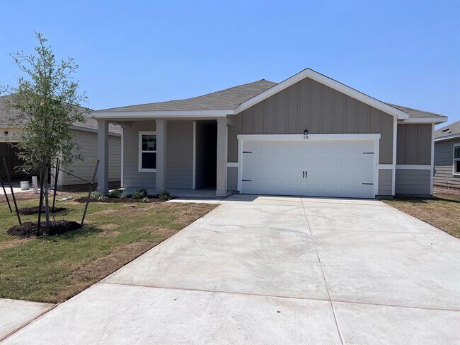 Primary Photo - 130 Rubrum Rd