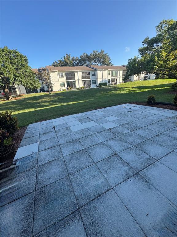 Building Photo - 203 Meadow Ln