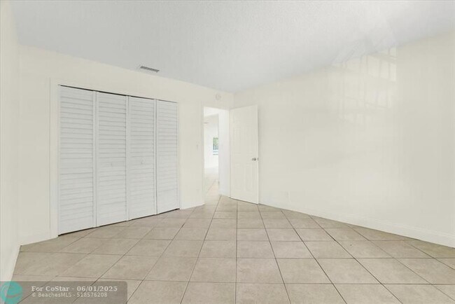 Building Photo - 10151 NW 35th St
