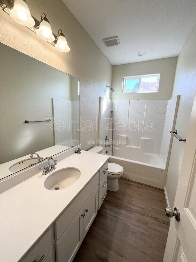 Building Photo - 614 Andrea Dr