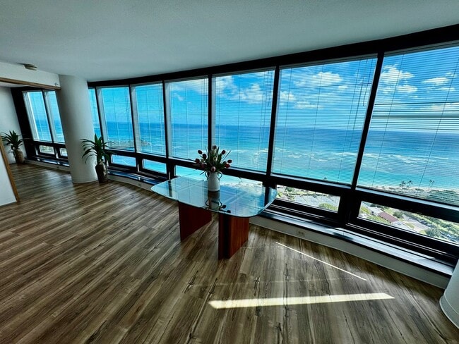 Building Photo - 1330 Ala Moana Blvd