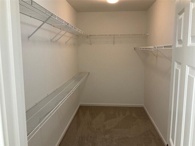 Building Photo - 6193 Spalding Dr