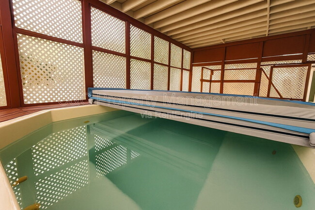 Building Photo - 120 Ward Ct