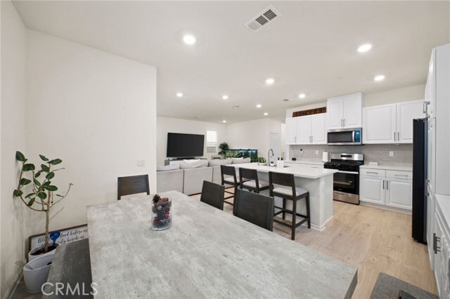 Building Photo - 4079 Summer Wy