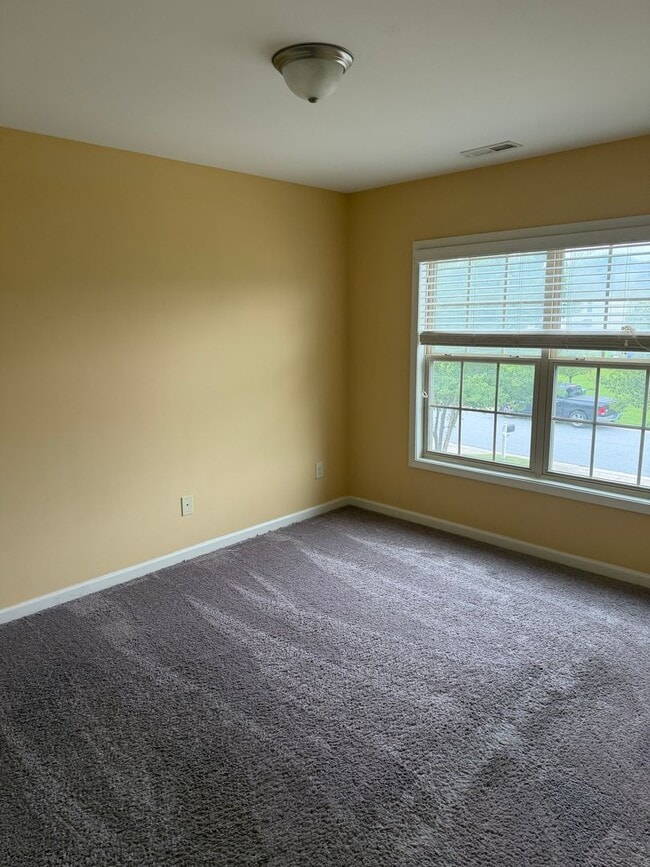 Building Photo - 6147 Neuse Wood Dr