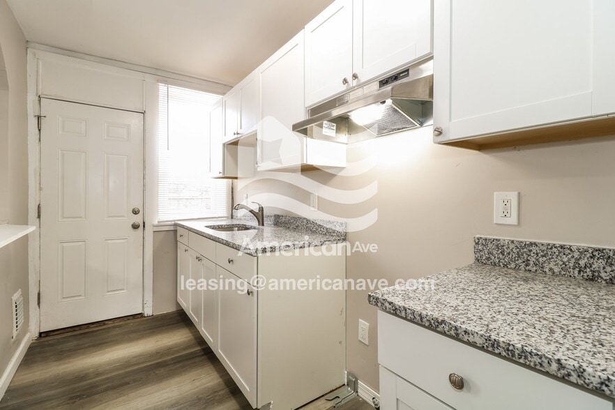 Building Photo - 2535 S Millick St