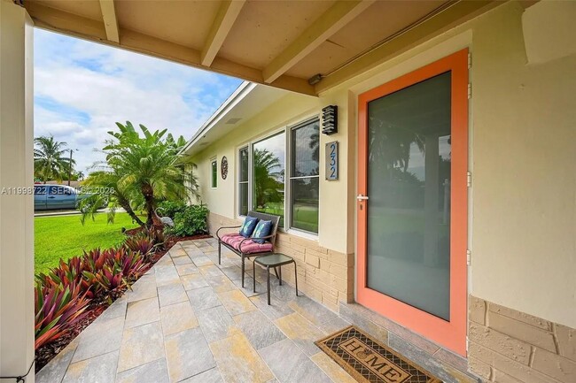 Building Photo - 232 SW 13th St