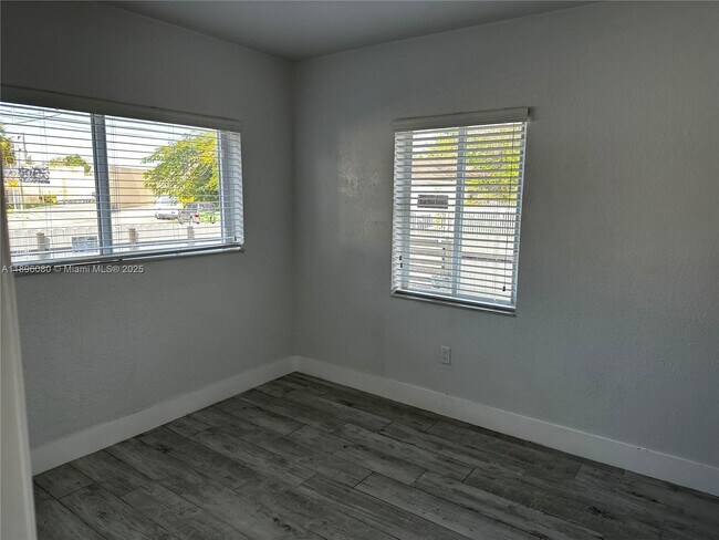 Building Photo - 6844 NW 5th Ave