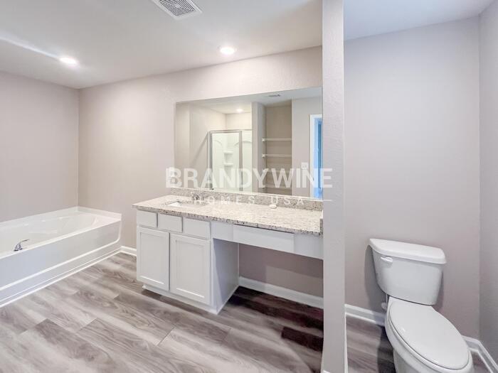 Building Photo - 207 Beam Dr