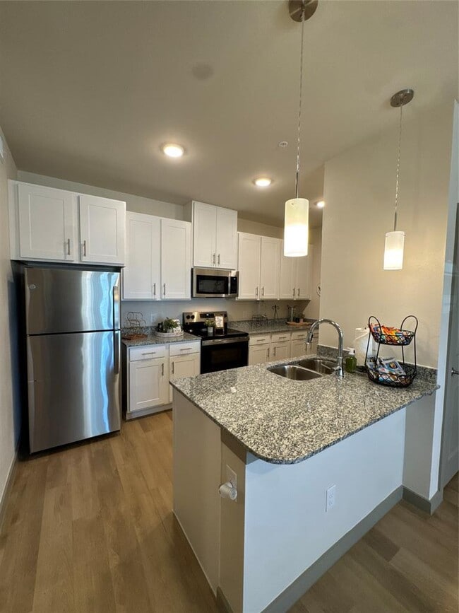 Building Photo - 691 Union Chapel Rd