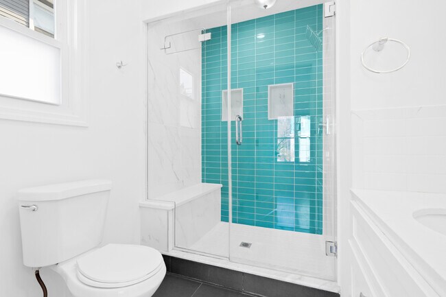 Building Photo - 43 Howe Ave