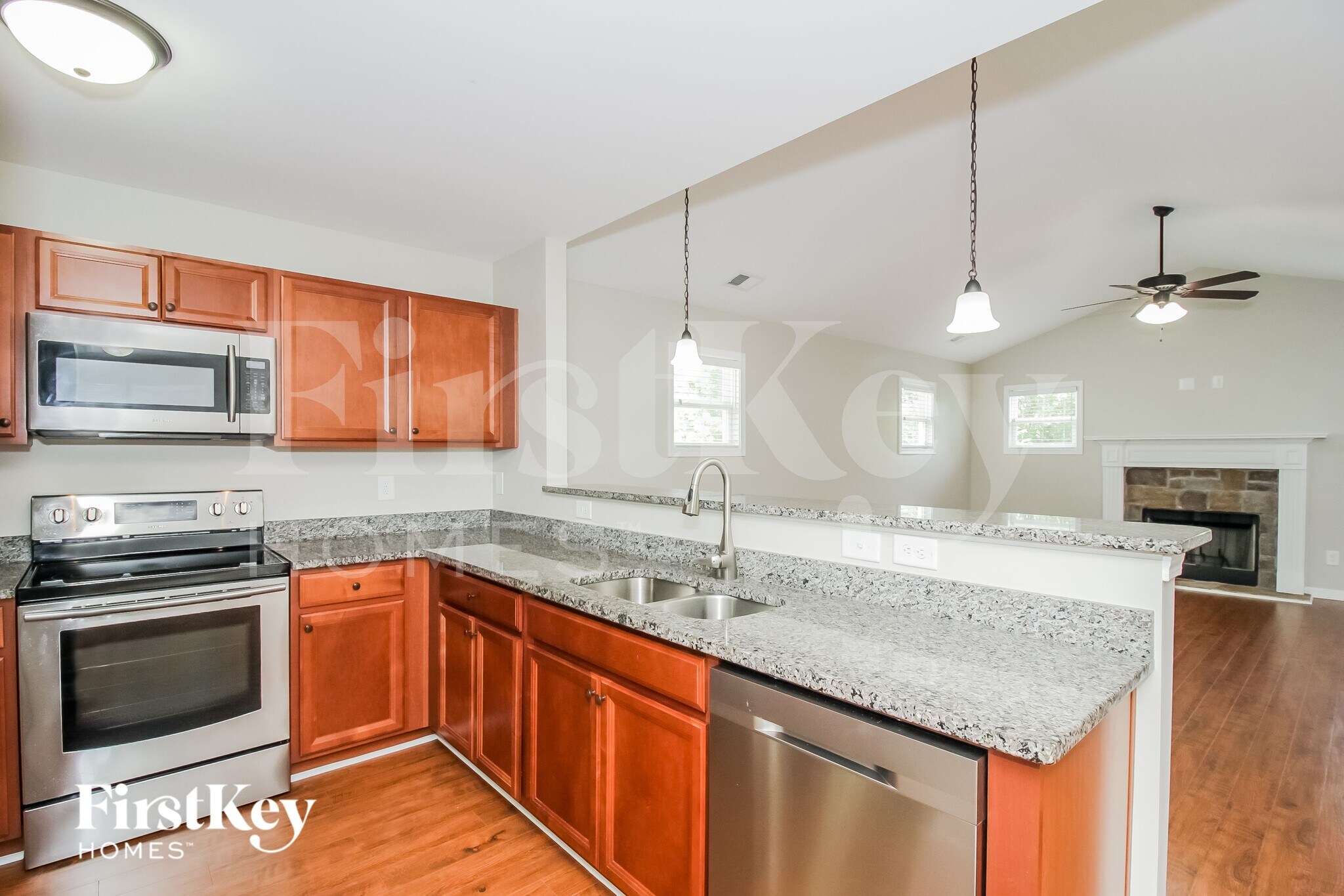 Building Photo - 20 Oakbrook Dr