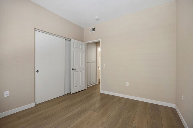 Building Photo - 12810 Via Nieve