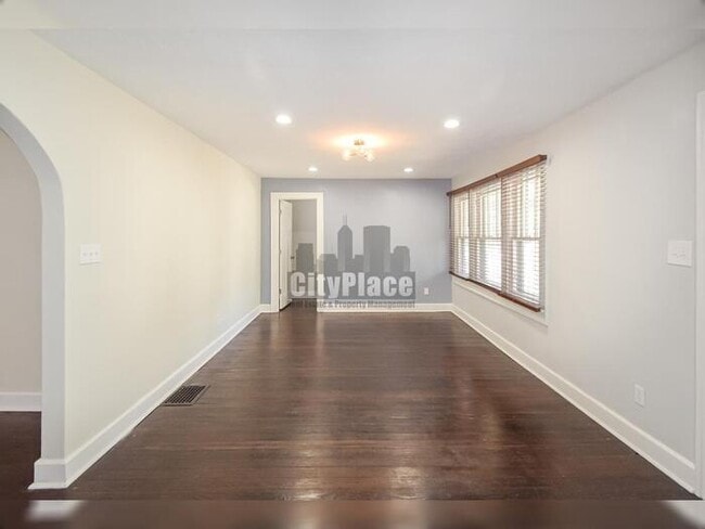 Building Photo - 1544 Spruce St