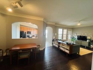 Building Photo - 501 Mirasol Cir