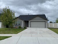 Building Photo - Newer single family home in Nampa!!!