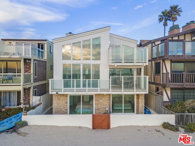 Building Photo - 1005 Ocean Dr