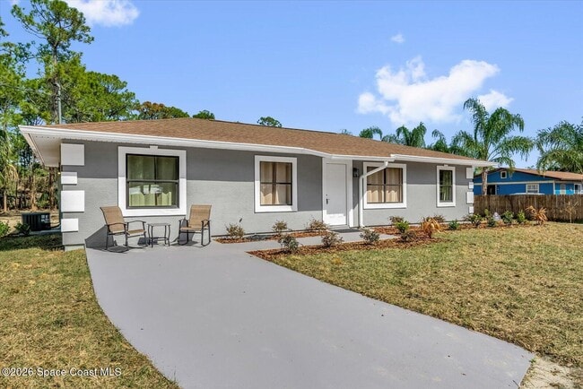Building Photo - 4840 Mango Ave