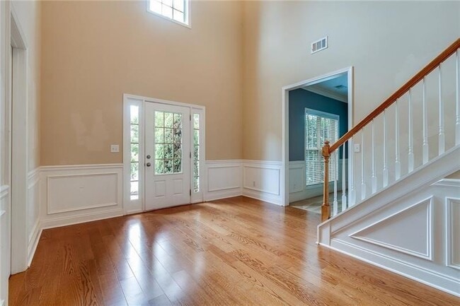 Building Photo - 3590 Falling Leaf Ln