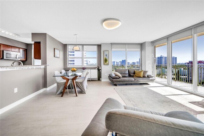 Building Photo - 2080 S Ocean Dr