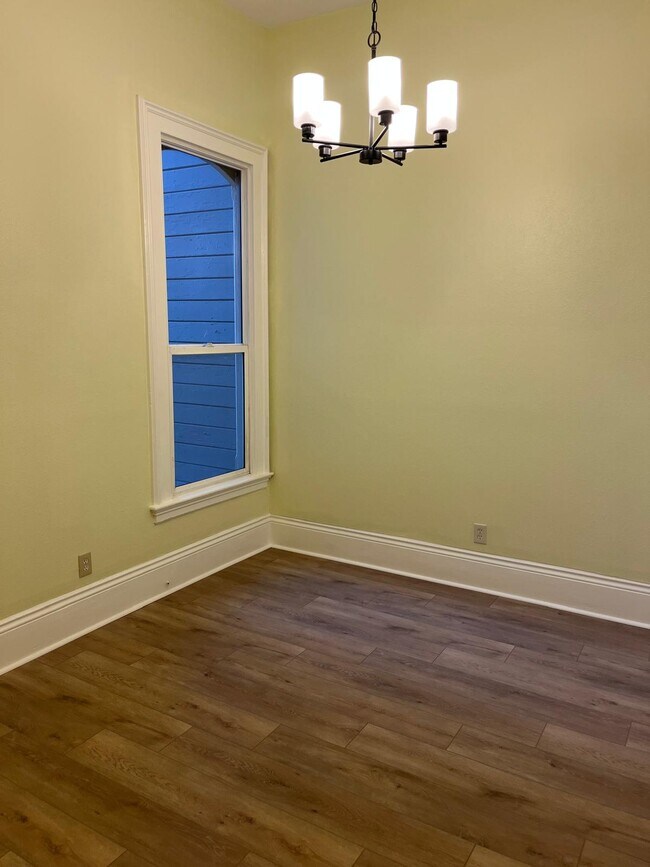 Building Photo - 1640 12th St