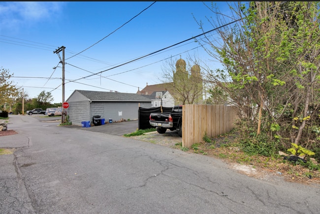 Building Photo - 276 W St Joseph St