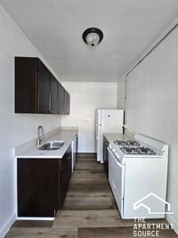 Building Photo - 4866 N Magnolia Ave