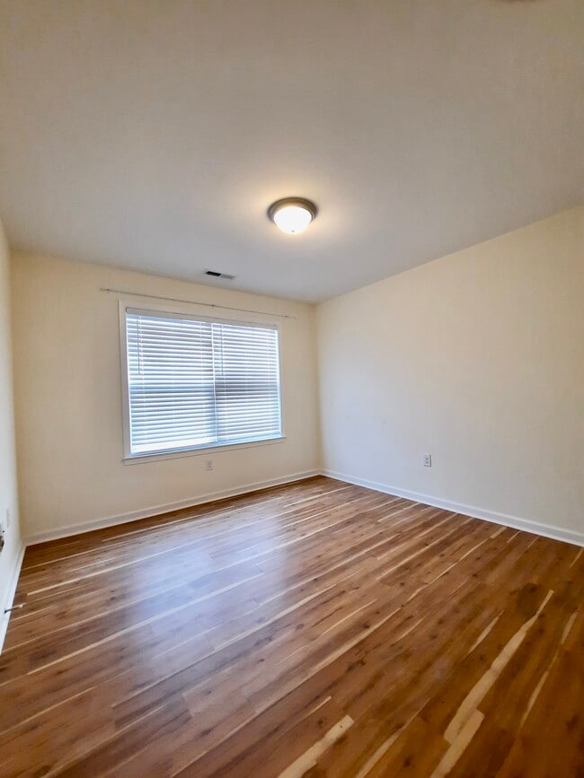Building Photo - 1025 Baldwin Commons Dr