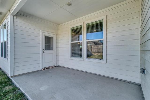 Building Photo - 2205 Blackcap St