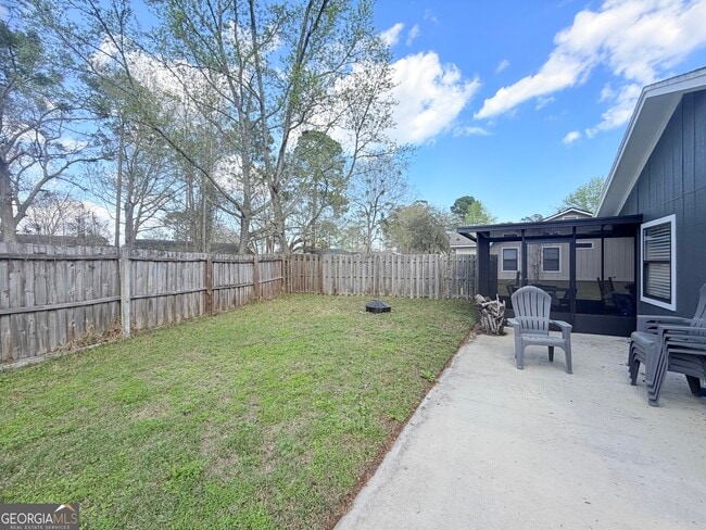 Building Photo - 130 N Woodvalley Dr