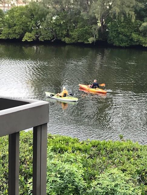 Building Photo - 2309 Fairway Dr S