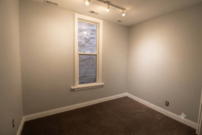 Building Photo - 1317 N Campbell Ave