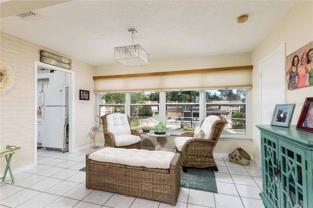Building Photo - 206 Cedarwood Cir