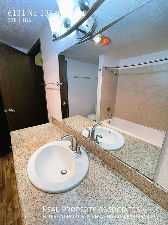 Building Photo - 6131 NE 193rd Pl