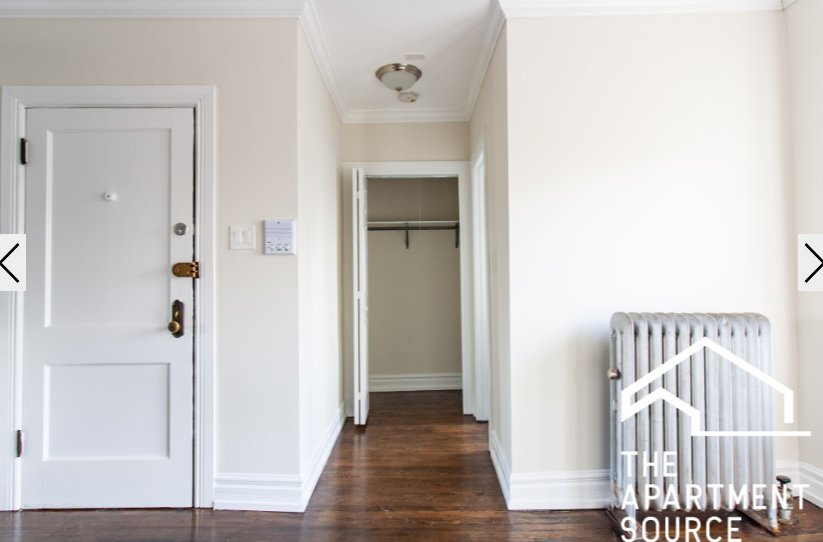 Building Photo - 1056 W Lill Ave