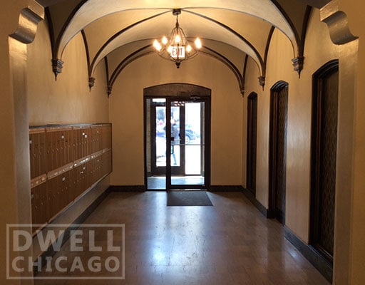 Building Photo - 3333 W Diversey Ave
