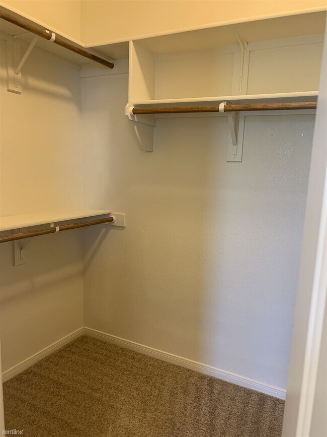 Building Photo - 4 br, 2 bath House - 5607 Markham Drive