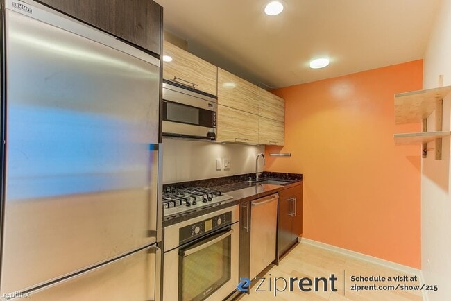 Building Photo - Studio, 1 bath Condo - 829 Folsom St, San ...