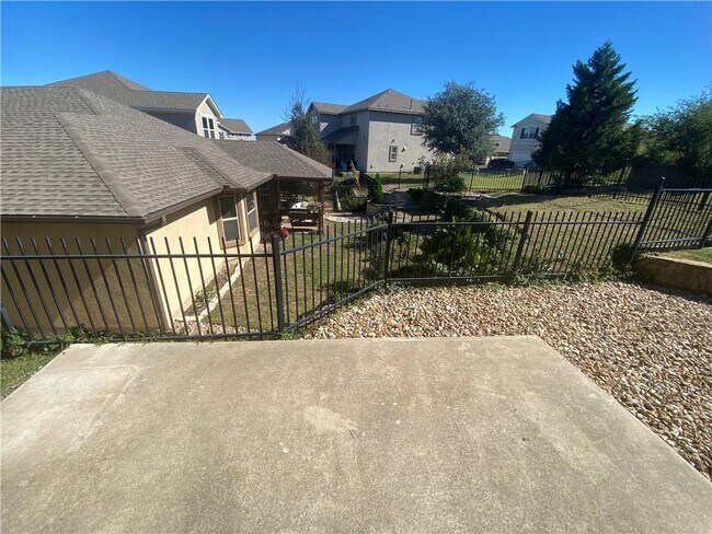 Building Photo - 7320 Sunset Heights Cir