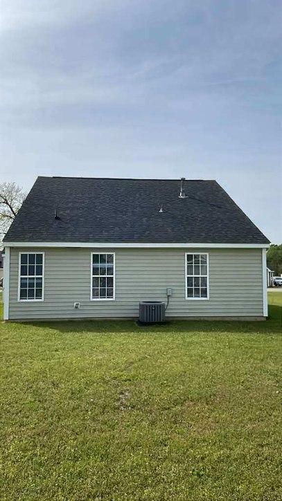 Building Photo - 3 Bedrooms 2 Bath House