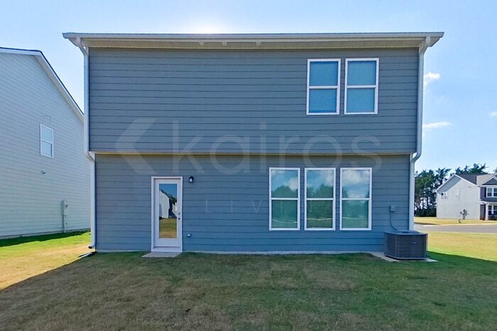 Building Photo - 304 Silver Maple Ln